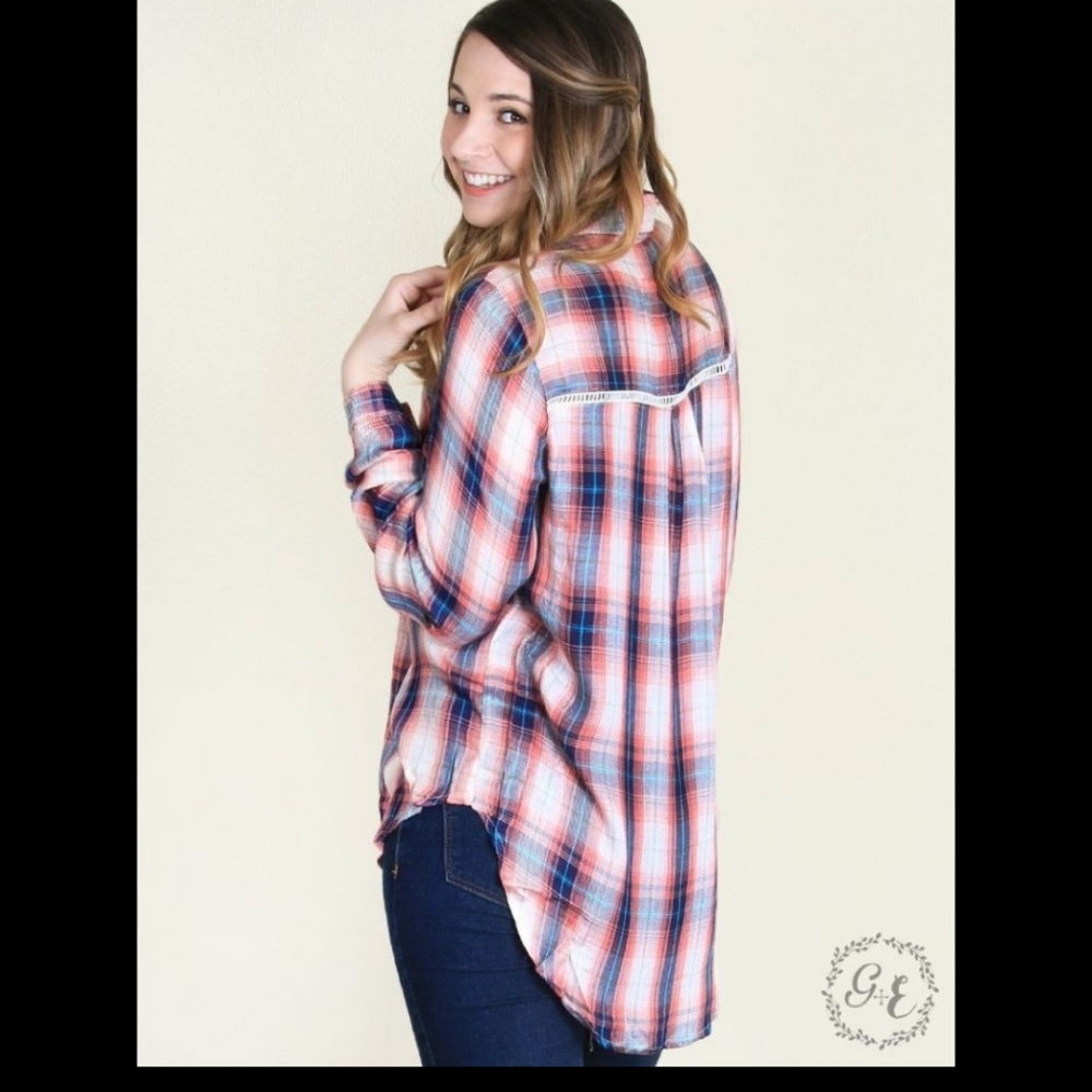 Plaid button down - Picture 4 of 4